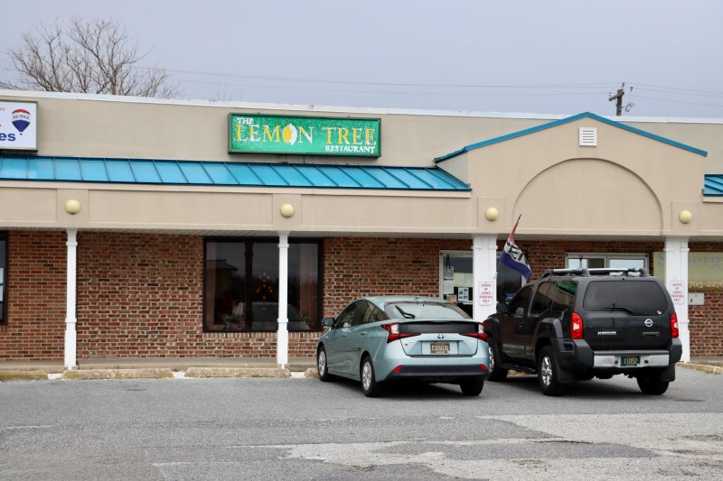 The Lemon Tree in Lewes will remain open, for now, after an expected sale to a new owner fell through. BILL SHULL PHOTO